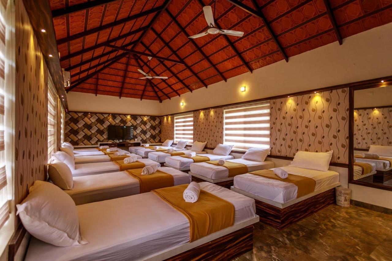 Sr Jungle Resort Коимбатур Экстерьер фото