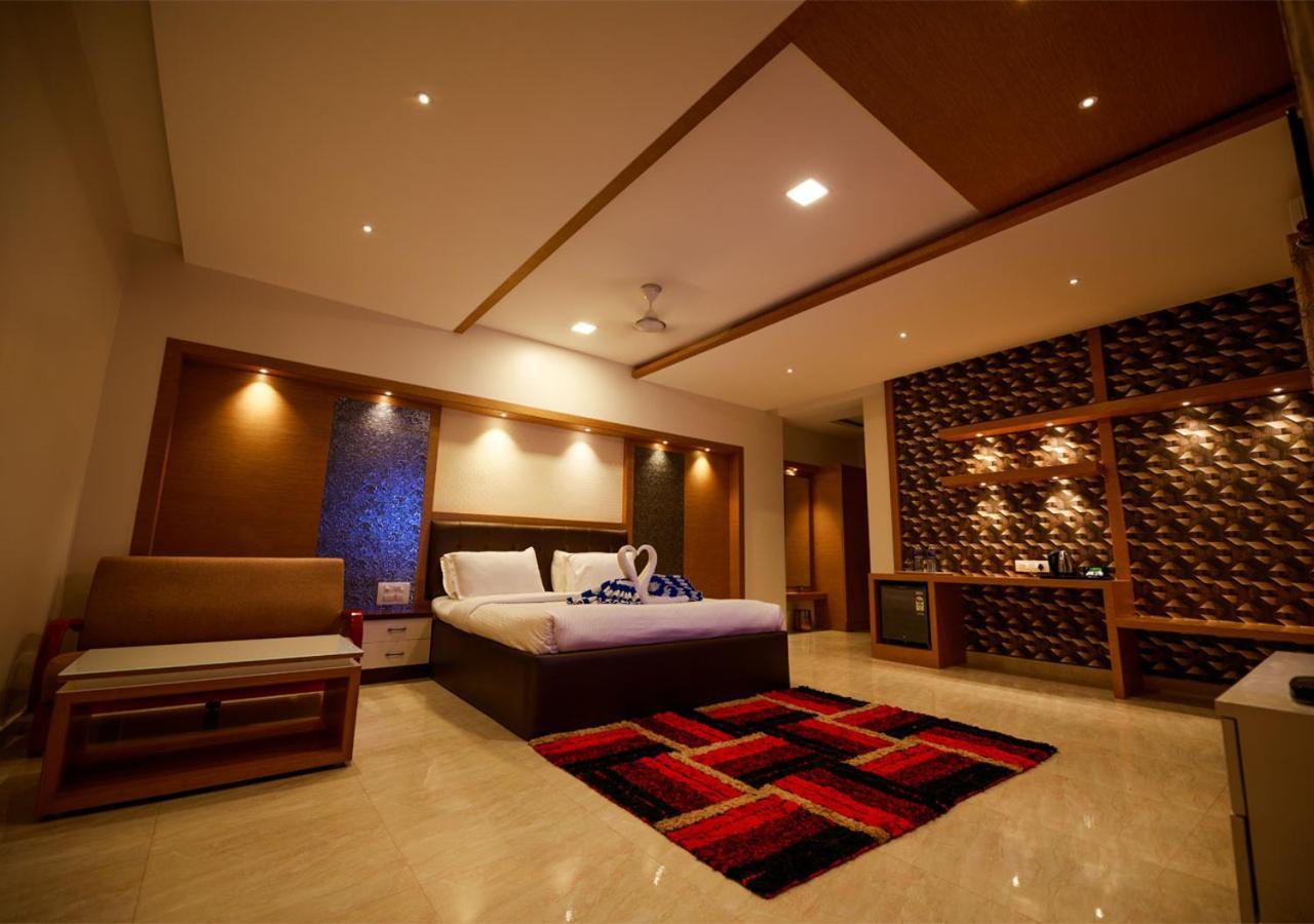 Sr Jungle Resort Коимбатур Экстерьер фото